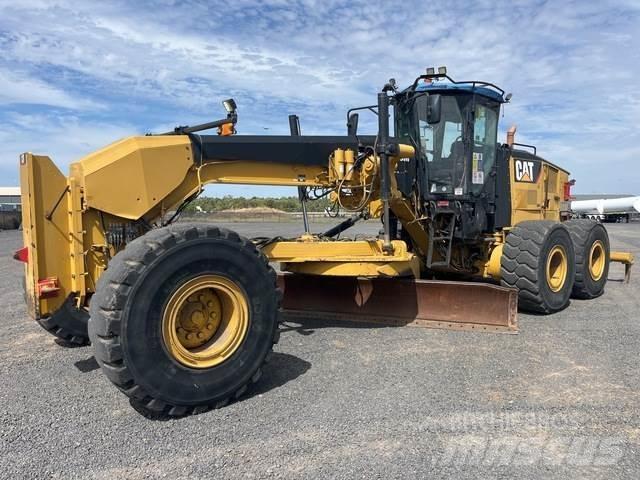 CAT 16M Grejdry