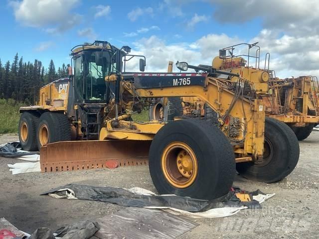 CAT 16M Grejdry