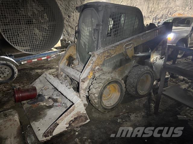 CAT 232D Smykem řízené nakladače