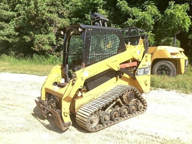 CAT 257D Smykem řízené nakladače