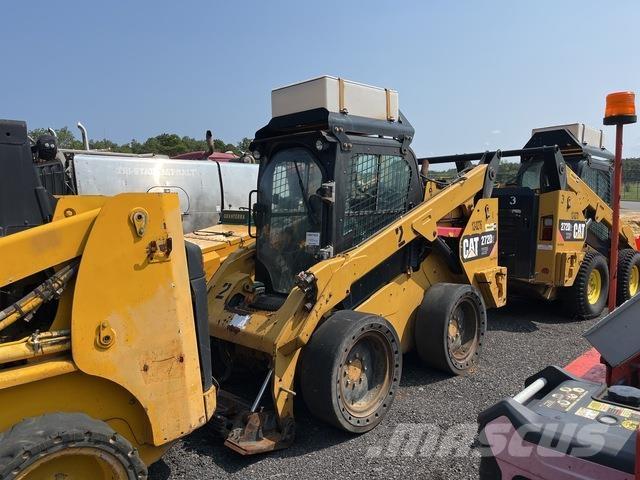 CAT 272D2XHP Smykem řízené nakladače