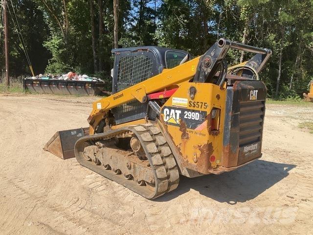 CAT 299D2 Smykem řízené nakladače