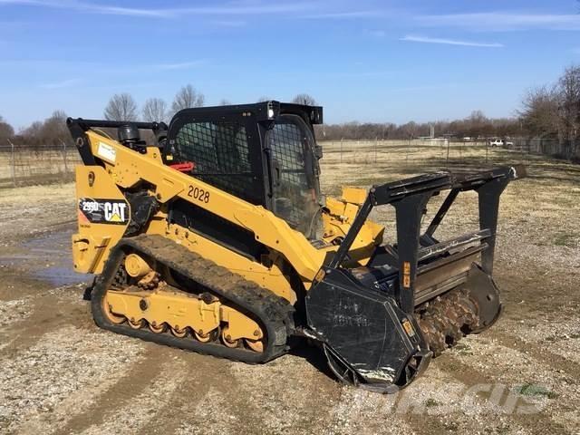 CAT 299D2 XHP Smykem řízené nakladače