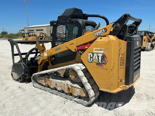 CAT 299D3XE Smykem řízené nakladače