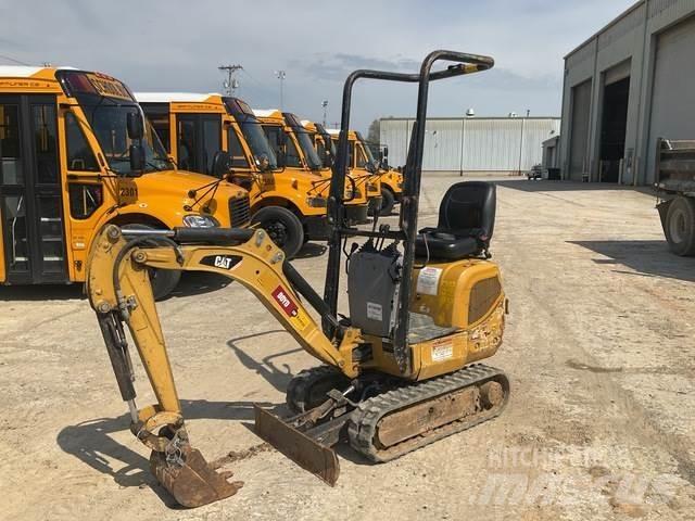 CAT 300.9D Pásová rýpadla