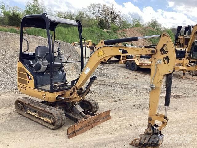 CAT 301.7D Pásová rýpadla
