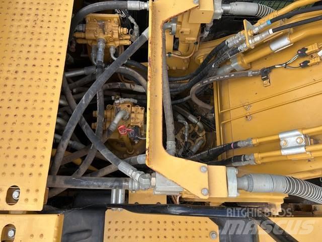 CAT 320 Pásová rýpadla