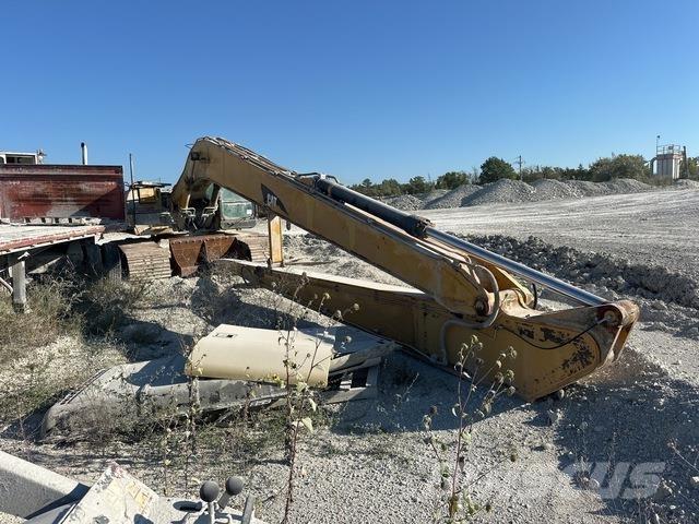 CAT 322C Pásová rýpadla