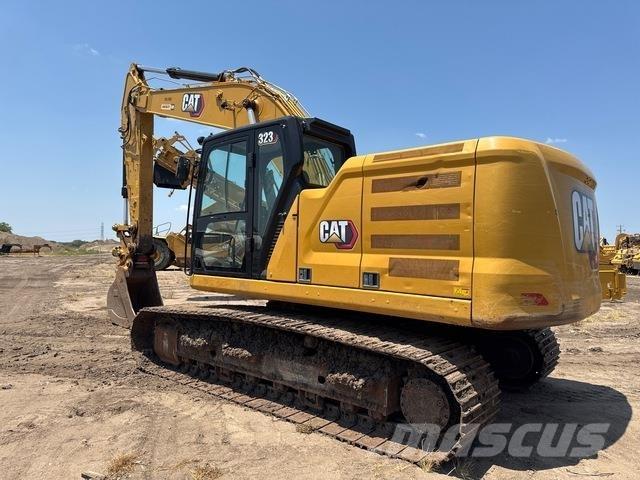 CAT 323 Pásová rýpadla