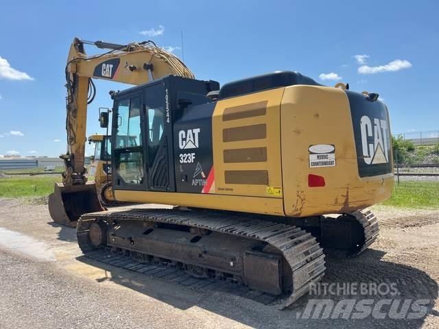 CAT 323F L Pásová rýpadla