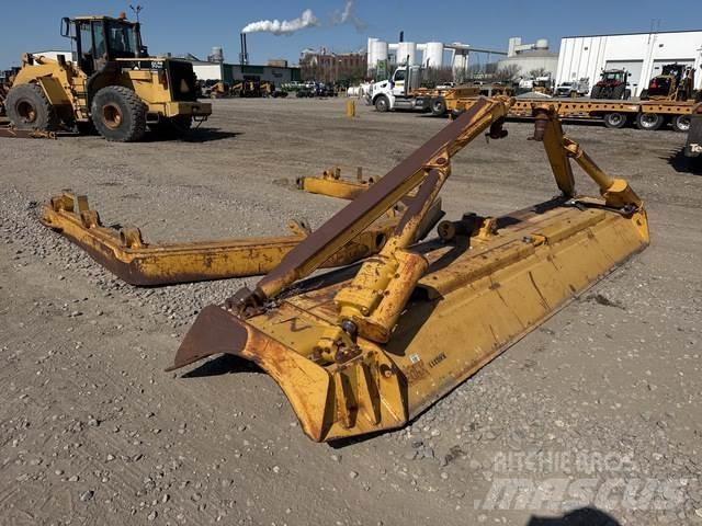 CAT 334-1781 Radlice