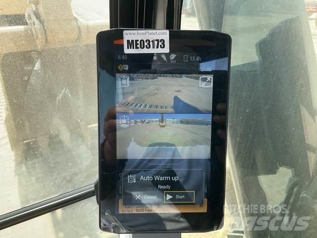 CAT 350 Pásová rýpadla