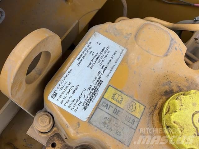 CAT 350 Pásová rýpadla