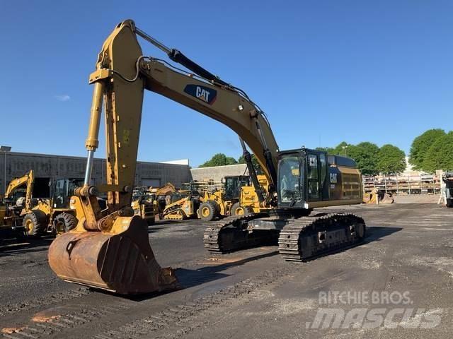 CAT 352F Pásová rýpadla