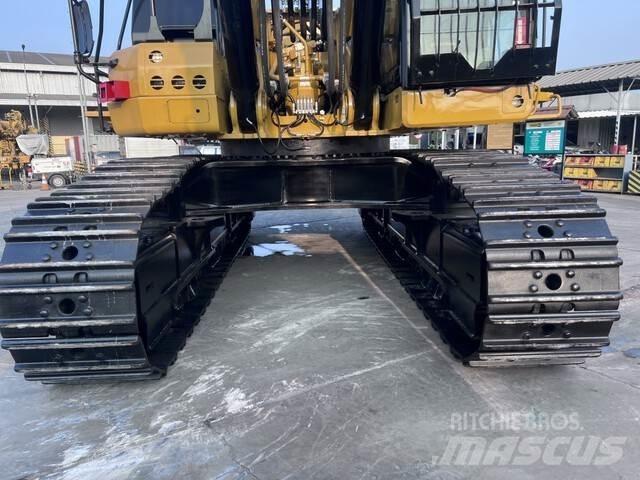CAT 395 Pásová rýpadla