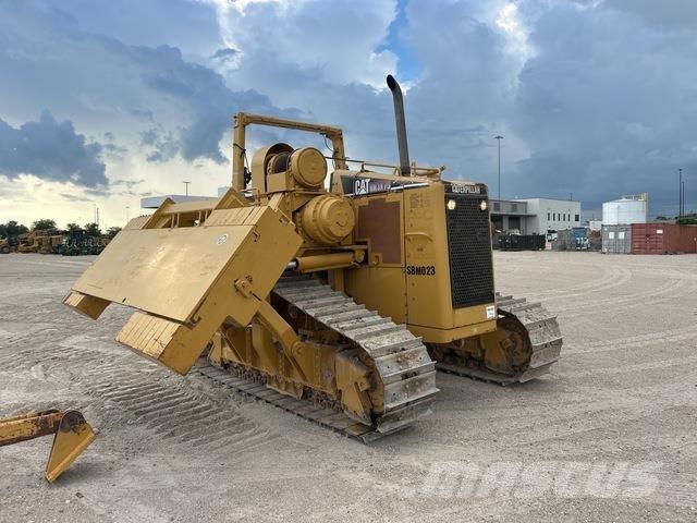 CAT 561N Pokladače potrubí