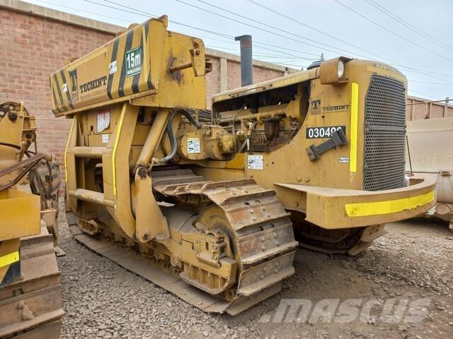 CAT 583H Pokladače potrubí