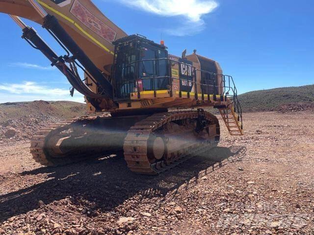CAT 6015B Pásová rýpadla