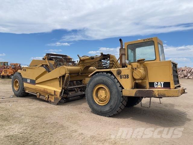 CAT 613B Skrejpry