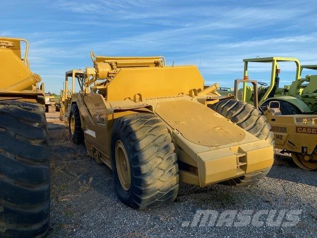 CAT 613B Skrejpry