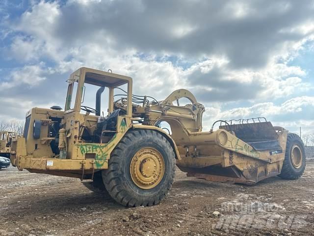 CAT 621 Skrejpry