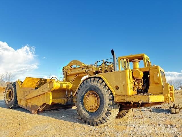 CAT 621B Skrejpry