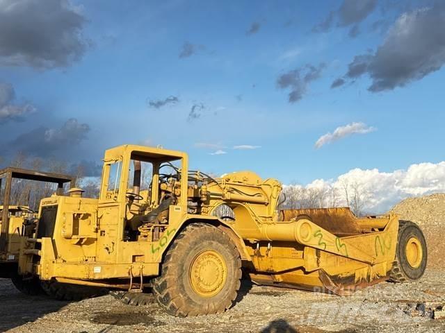 CAT 621B Skrejpry