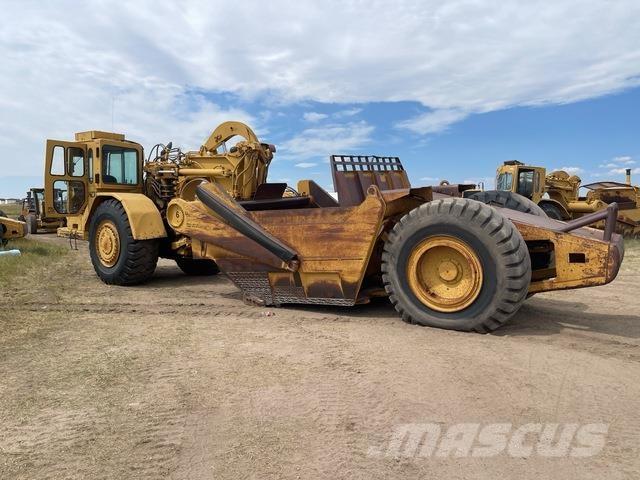 CAT 621B Skrejpry