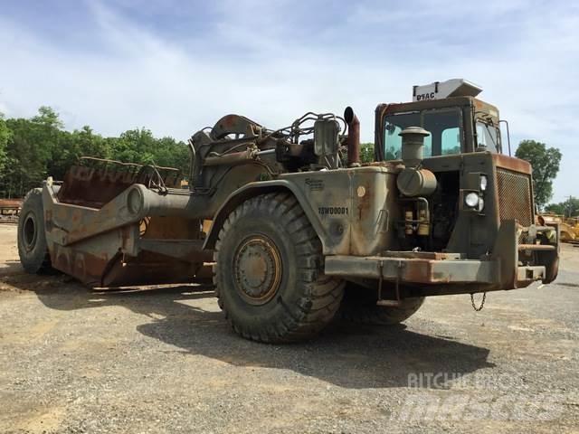 CAT 621B MIL Skrejpry