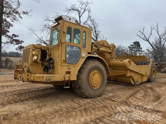 CAT 621BMI Skrejpry