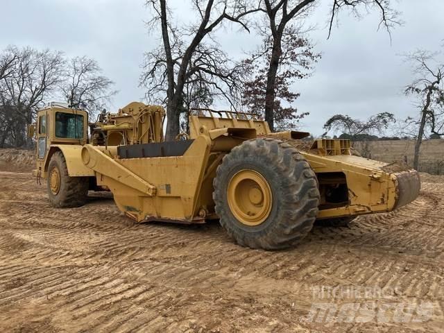 CAT 621BMI Skrejpry