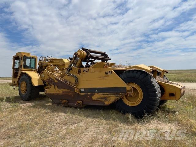 CAT 623B Skrejpry