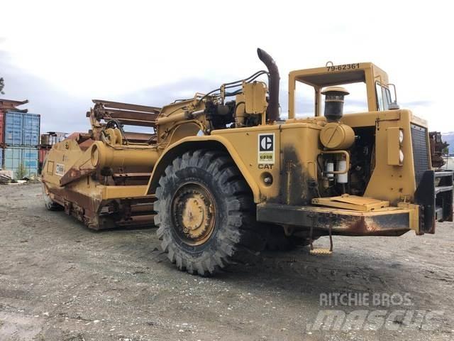 CAT 623B Skrejpry