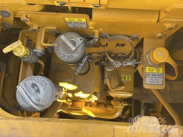 CAT 623k Skrejpry