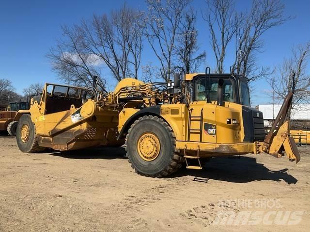 CAT 627H Skrejpry