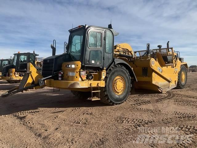 CAT 627K Skrejpry