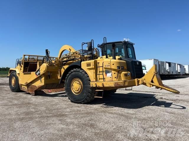 CAT 627K Skrejpry