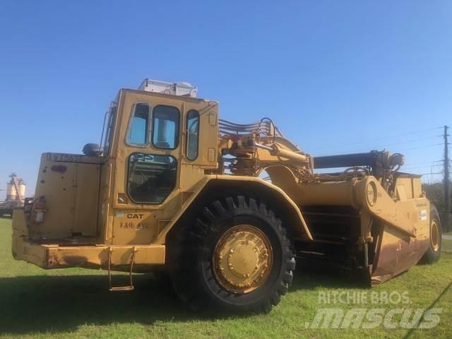CAT 633D Skrejpry