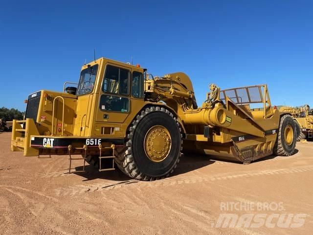 CAT 651E Skrejpry
