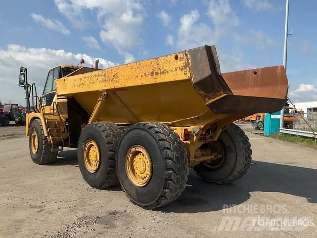 CAT 725 Kloubové dempry