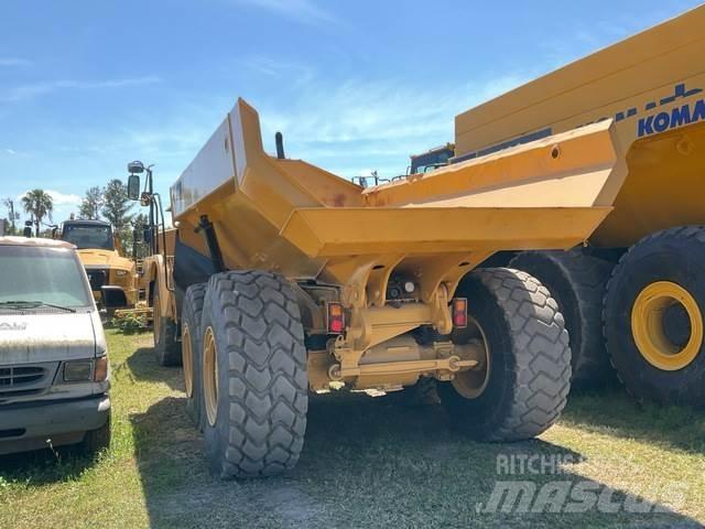 CAT 725C2 Kloubové dempry