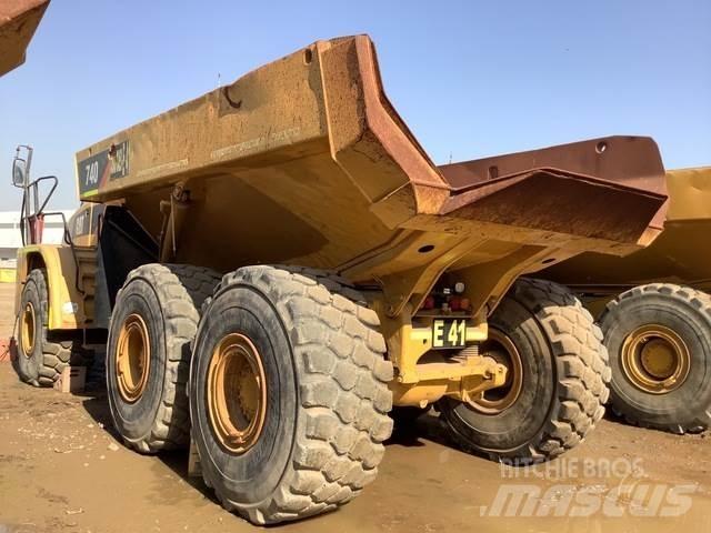 CAT 740 Kloubové dempry