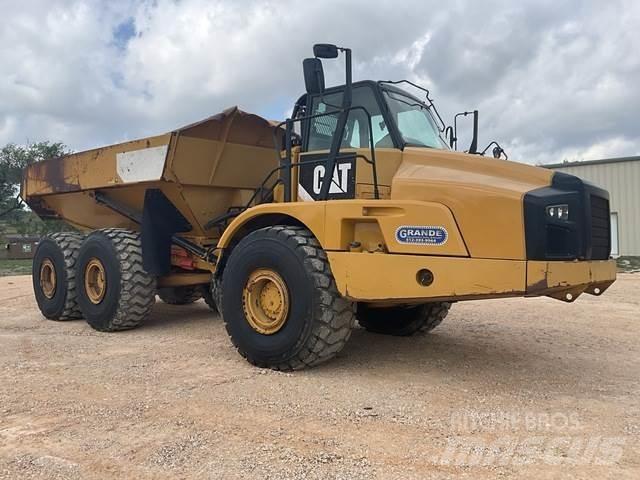 CAT 740B Kloubové dempry