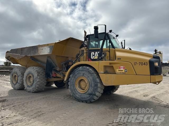 CAT 740B Kloubové dempry