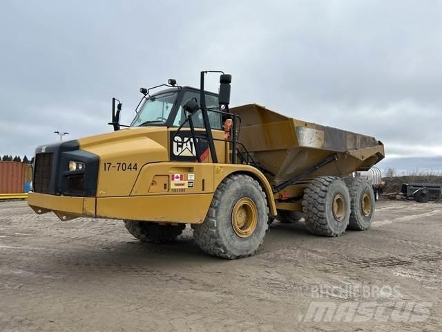 CAT 740B Kloubové dempry