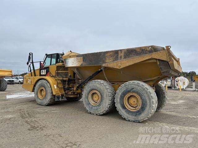 CAT 740B Kloubové dempry