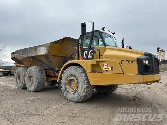 CAT 740B Kloubové dempry