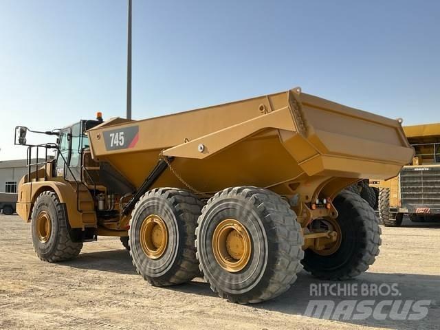 CAT 745 Kloubové dempry