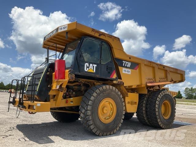 CAT 773F Kloubové dempry
