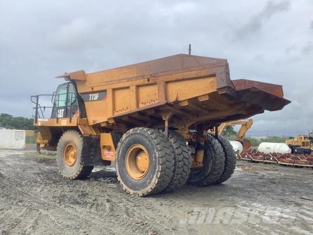 CAT 773F Kloubové dempry